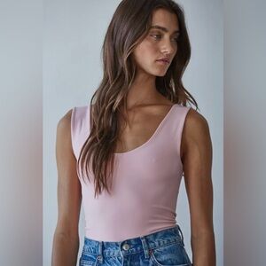 🆕🤍POWDER PINK BODYSUIT